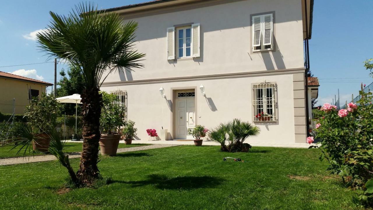 Casa Oliver Lucca Exterior photo
